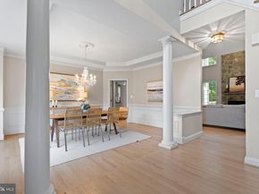 10492 Hunting Hills Place, Oakton VA 22124