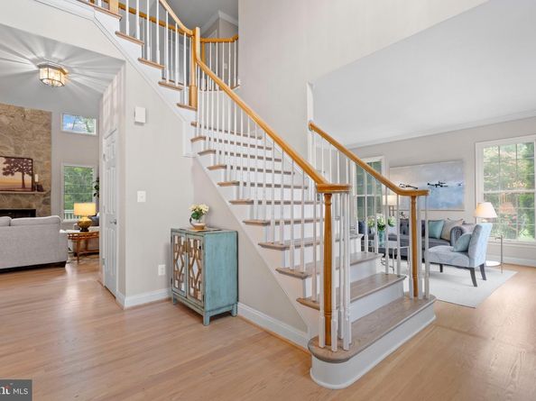 10492 Hunting Hills Place, Oakton VA 22124