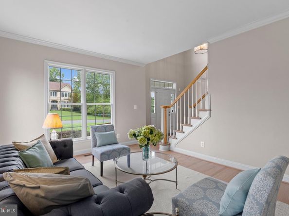 10492 Hunting Hills Place, Oakton VA 22124