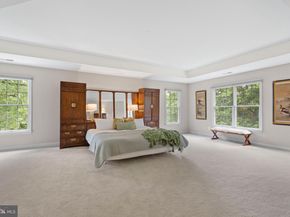10492 Hunting Hills Place, Oakton VA 22124