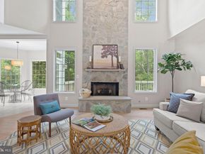 10492 Hunting Hills Place, Oakton VA 22124