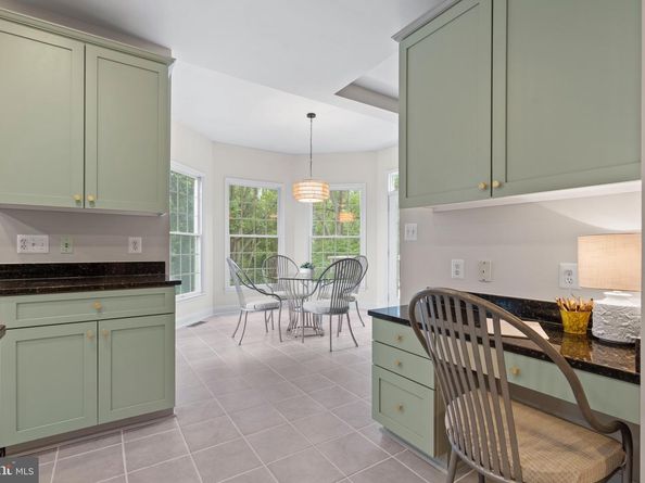 10492 Hunting Hills Place, Oakton VA 22124