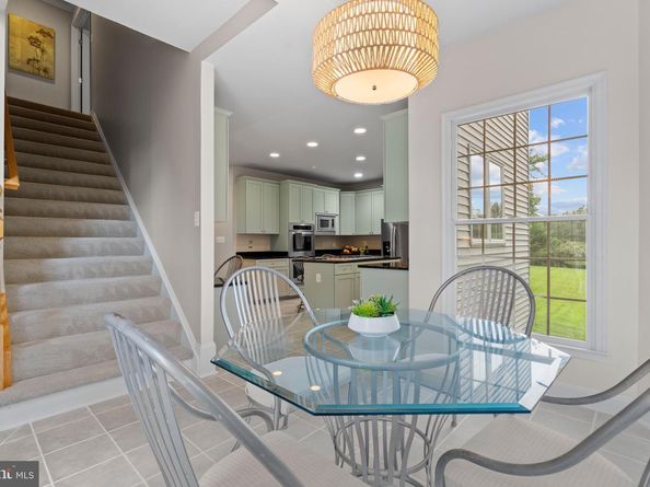 10492 Hunting Hills Place, Oakton VA 22124