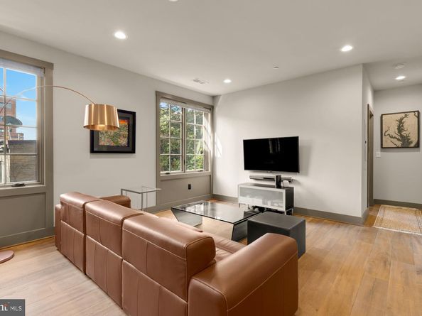 3220 Grace Street NW 5, Washington DC 20007