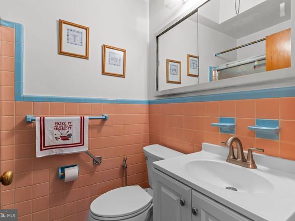 2230 Emerson Street, Philadelphia PA 19152