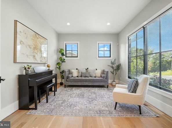 1623 Dempsey Street, Mclean VA 22101