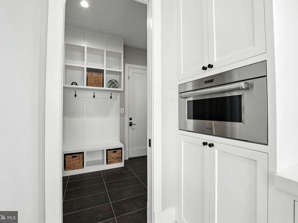 1623 Dempsey Street, Mclean VA 22101