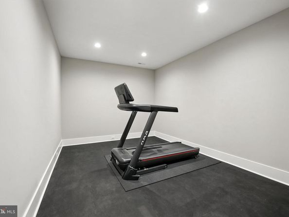 1623 Dempsey Street, Mclean VA 22101