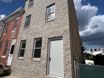 2713 Pratt Street