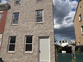 2713 Pratt Street, Philadelphia PA 19137