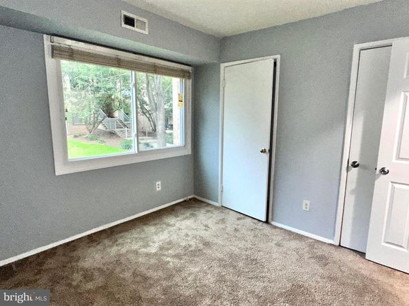 8002 Chanute Place 20/6, Falls Church VA 22042