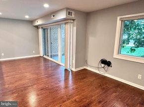 8002 Chanute Place 20/6, Falls Church VA 22042