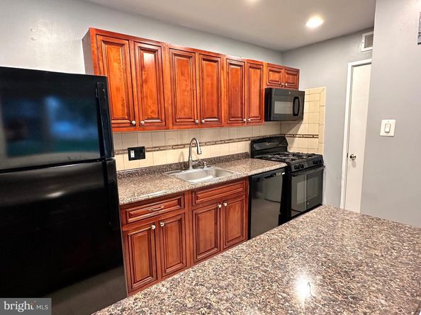 8002 Chanute Place 20/6, Falls Church VA 22042
