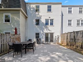 3123 Pebble Hill Lane, Fairfax VA 22031