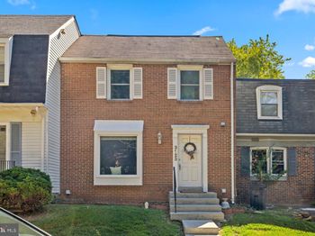 3123 Pebble Hill Lane