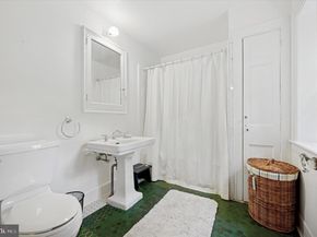 7004 Wissahickon Avenue, Philadelphia PA 19119