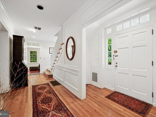 7004 Wissahickon Avenue, Philadelphia PA 19119