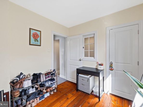 2557 Sepviva Street, Philadelphia PA 19125