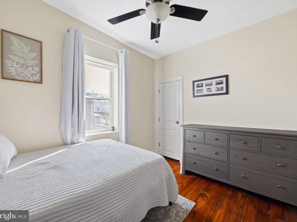 2557 Sepviva Street, Philadelphia PA 19125