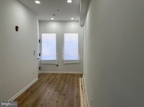 2215 N 10TH Street, Philadelphia PA 19133
