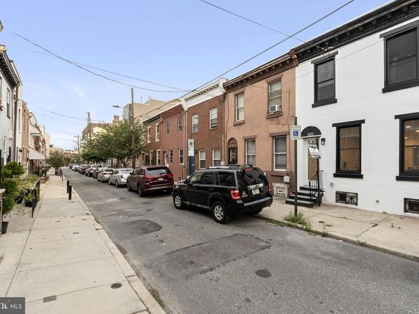 1638 Latona Street, Philadelphia PA 19146