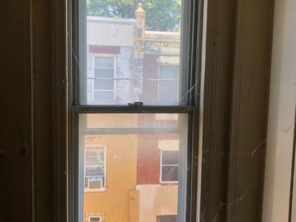 810 E Willard Street, Philadelphia PA 19134