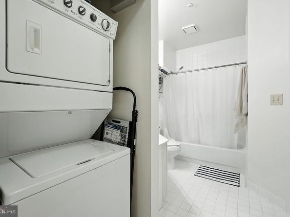 2204 Westcourt Lane 109, Herndon VA 20170