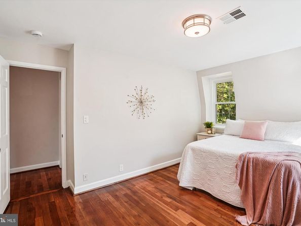 4642 31st Road S, Arlington VA 22206