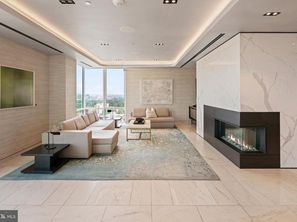 1781 N Pierce Street 702, Arlington VA 22209