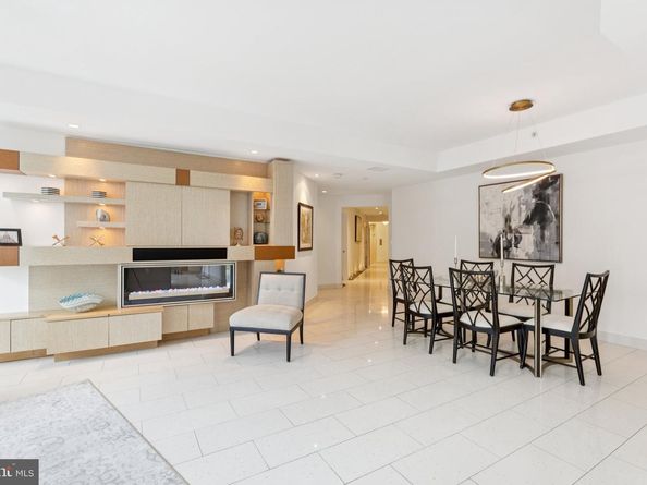 1881 N Nash Street 302, Arlington VA 22209