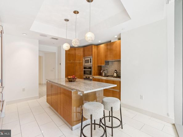 1881 N Nash Street 302, Arlington VA 22209