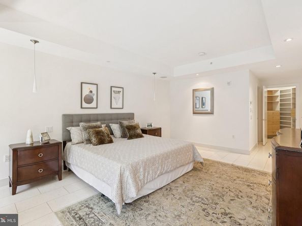 1881 N Nash Street 302, Arlington VA 22209