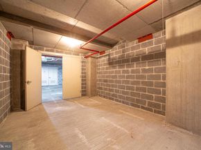 1881 N Nash Street 302, Arlington VA 22209