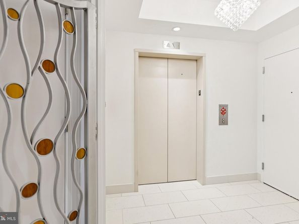 1881 N Nash Street 302, Arlington VA 22209