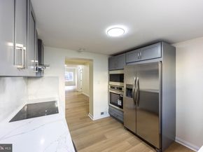 1715 S 16TH Street, Philadelphia PA 19145
