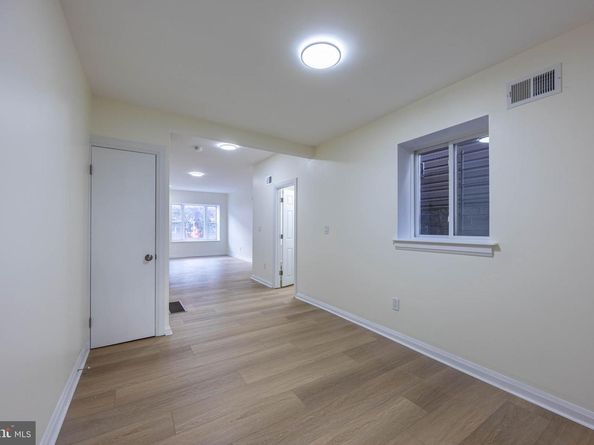1715 S 16TH Street, Philadelphia PA 19145