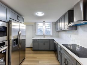 1715 S 16TH Street, Philadelphia PA 19145