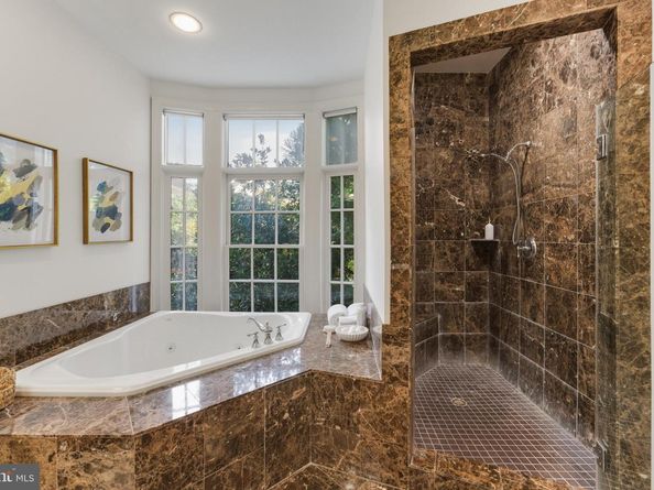 1480 Evans Farm Drive 202, Mclean VA 22101