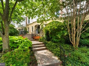 1480 Evans Farm Drive 202, Mclean VA 22101