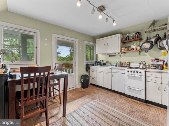 1001 E Willow Grove Avenue, Glenside PA 19038