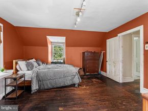 1001 E Willow Grove Avenue, Glenside PA 19038