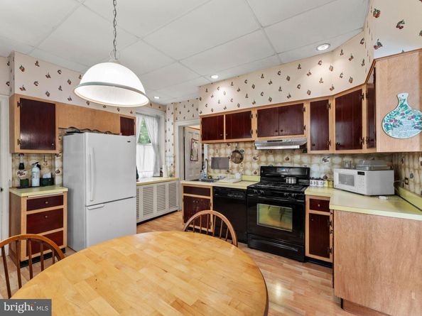 1001 E Willow Grove Avenue, Glenside PA 19038