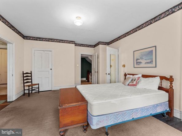 1001 E Willow Grove Avenue, Glenside PA 19038