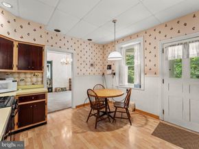 1001 E Willow Grove Avenue, Glenside PA 19038