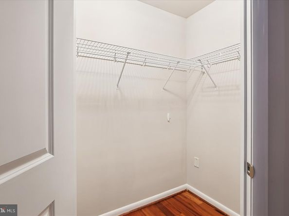 1021 N Garfield Street 117, Arlington VA 22201