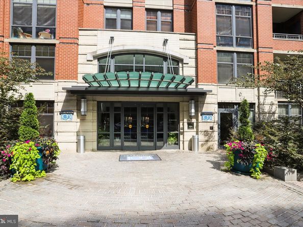 1021 N Garfield Street 117, Arlington VA 22201