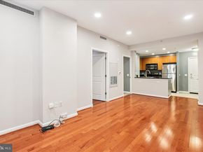 1021 N Garfield Street 117, Arlington VA 22201