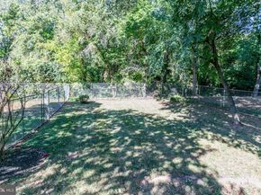 905 W Poplar Road, Sterling VA 20164