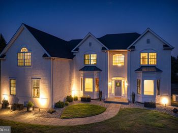 2 Old Barn Court