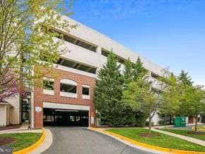 12953 Centre Park Circle 222, Herndon VA 20171